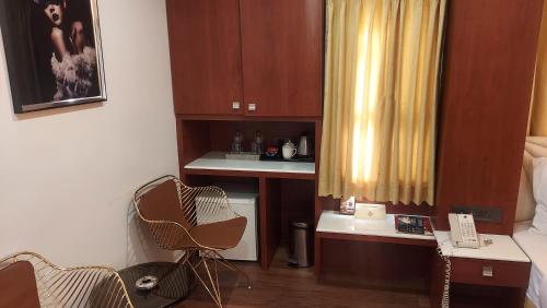 hotel manila siliguri