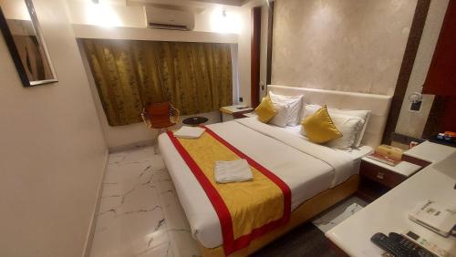 hotel manila siliguri