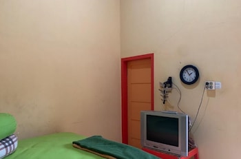 oyo 90770 wisma rima melati