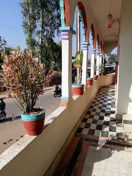 hotel plaza khajuraho