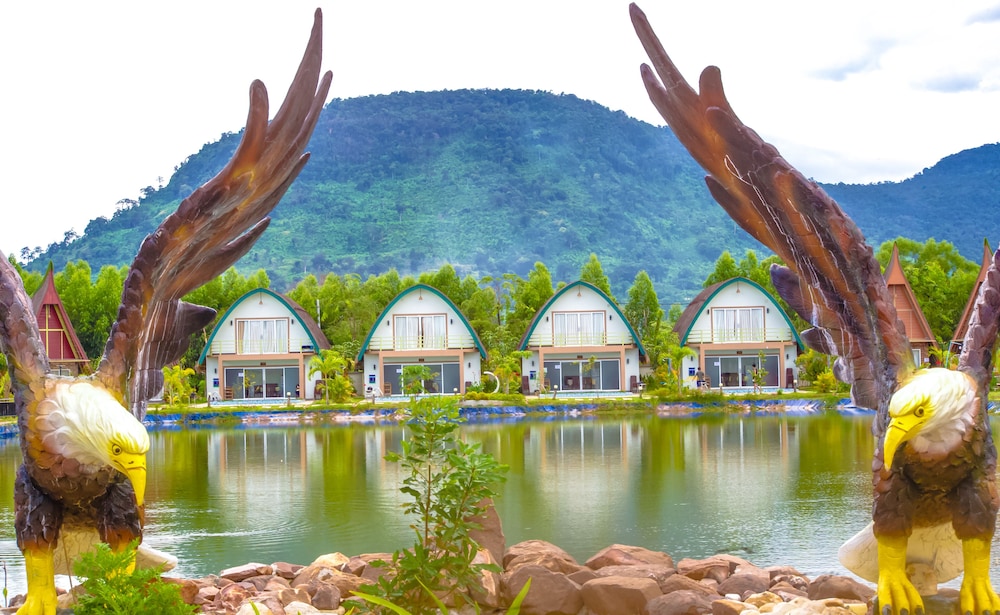 bali villa kampot