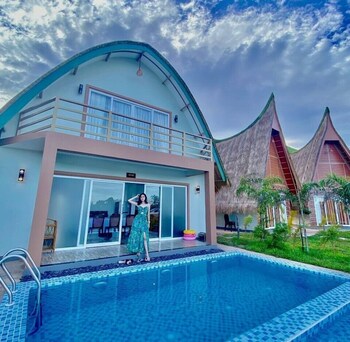 bali villa kampot