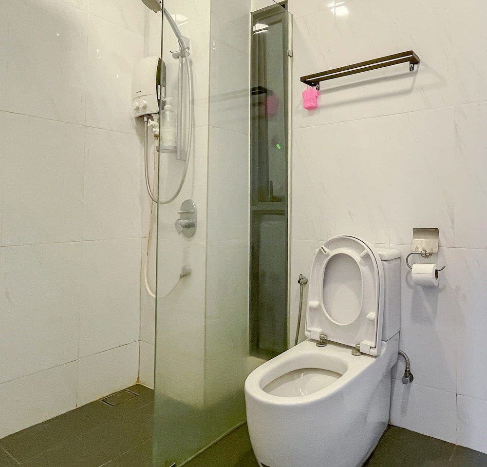 reizz residence