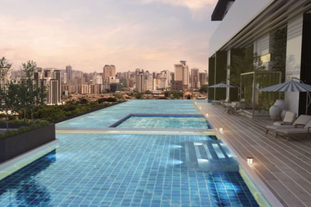 reizz residence
