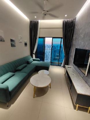 reizz residence