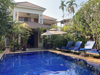 lily pad boutique hotel