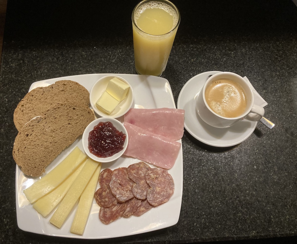 lily pad boutique hotel