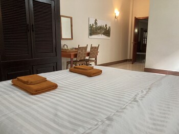 lily pad boutique hotel