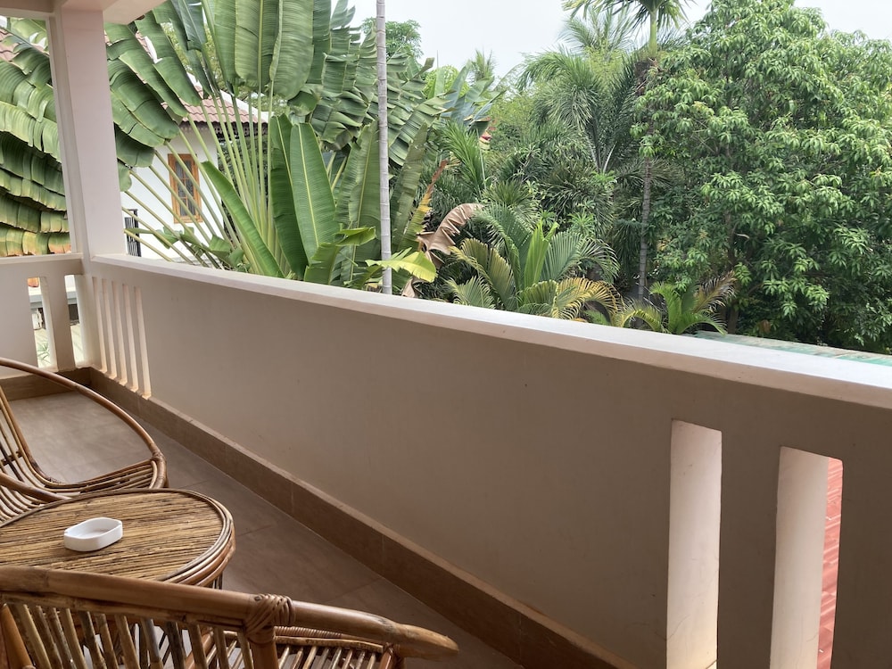 lily pad boutique hotel