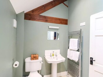 gratton grange farm holiday cottage