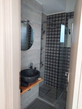 elia luxury apartments estd 2022