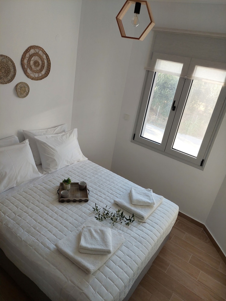 elia luxury apartments estd 2022