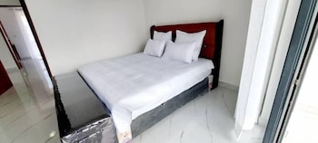 chichi luxurious zebra
