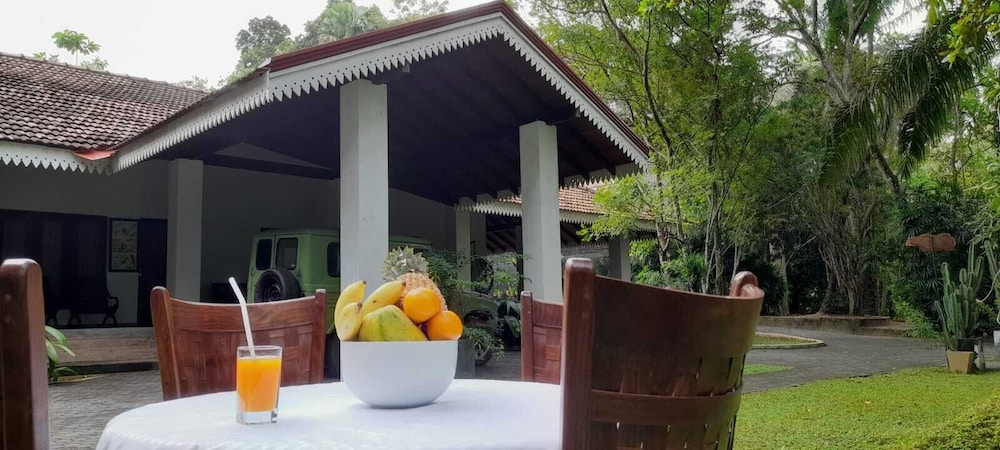 ceylon kingsmen garden