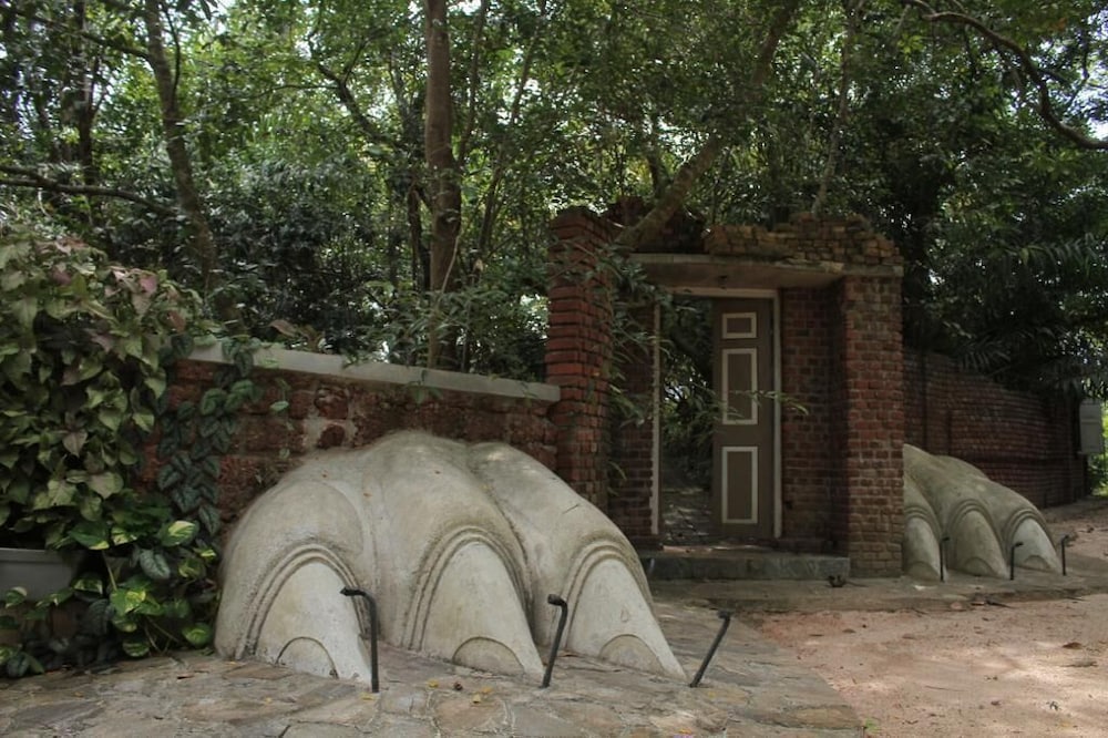 ceylon kingsmen garden