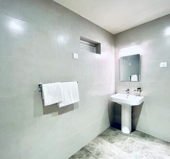 ceylon kingsmen garden