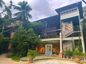 ceylon kingsmen garden