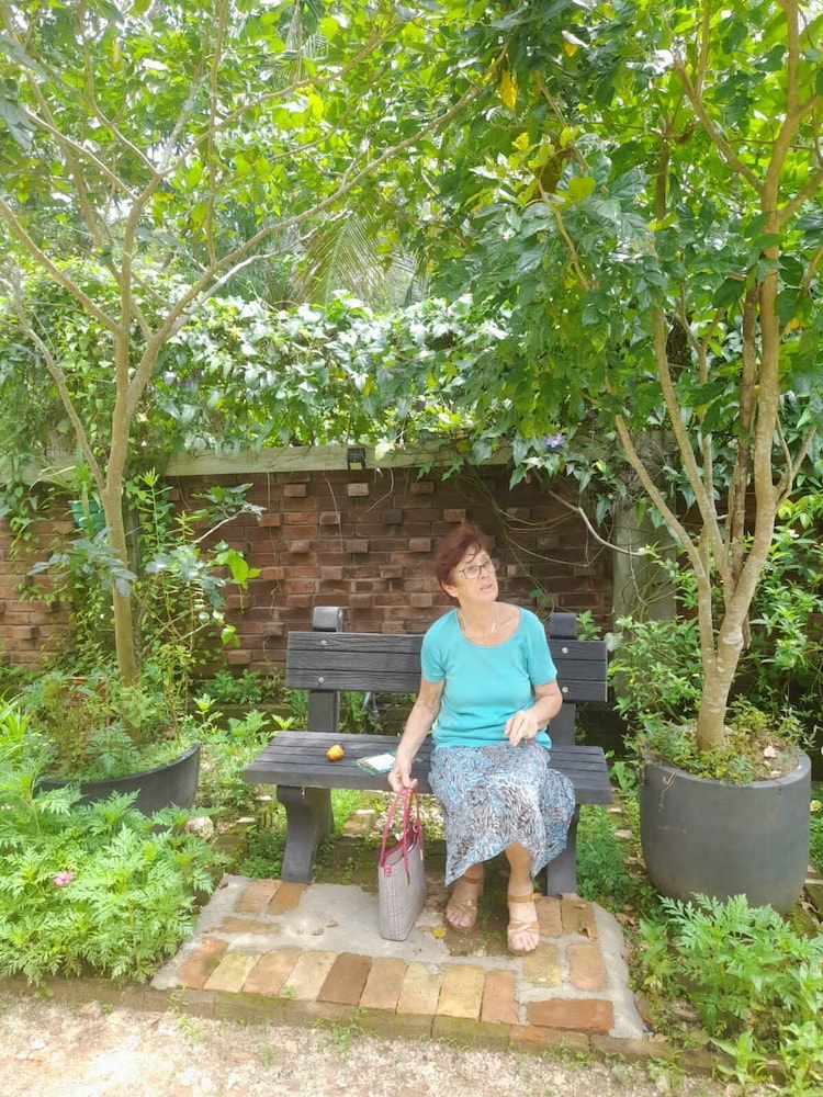 ceylon kingsmen garden