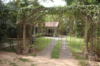 ceylon kingsmen garden