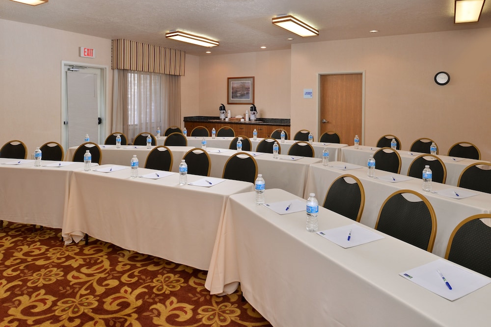 holiday inn express hotel and suites idaho falls by ihg