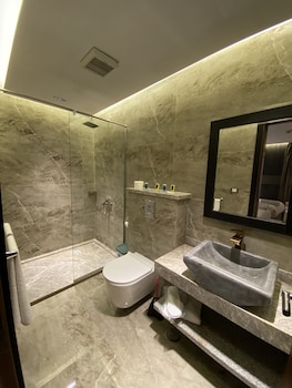 the view delta hotel