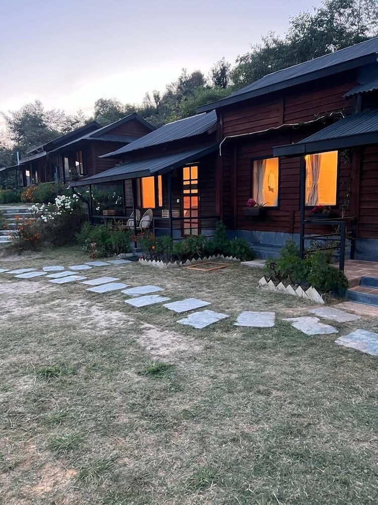 prakriti resort and organic farm