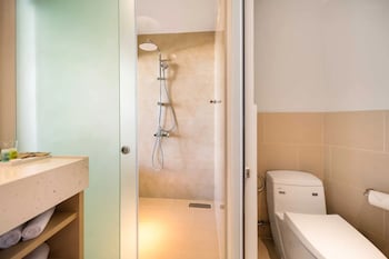 sea view apartment in arena cam ranh