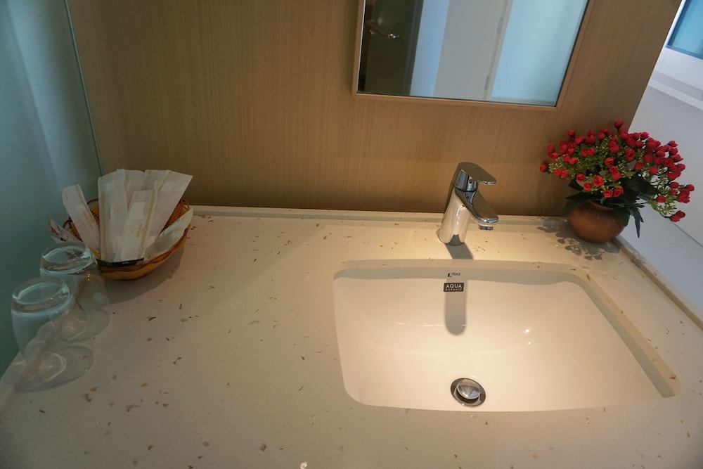 sea view apartment in arena cam ranh