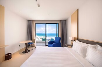 sea view apartment in arena cam ranh
