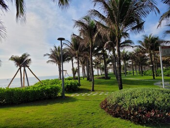 sea view apartment in arena cam ranh