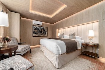 no 4 carlton hotel