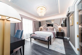 no 4 carlton hotel