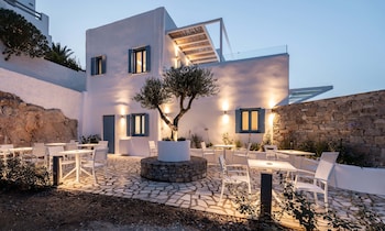 paros