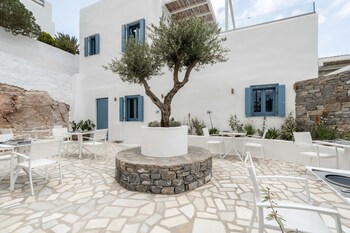 paros