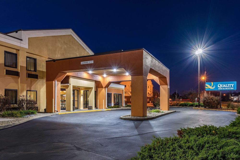 quality inn and suites southport