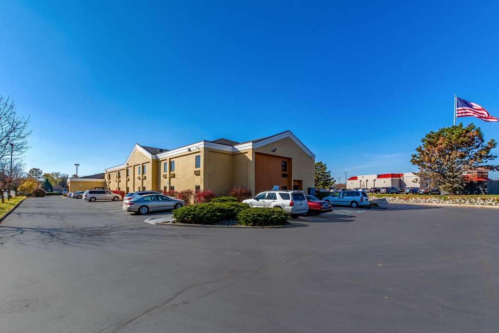 quality inn and suites southport