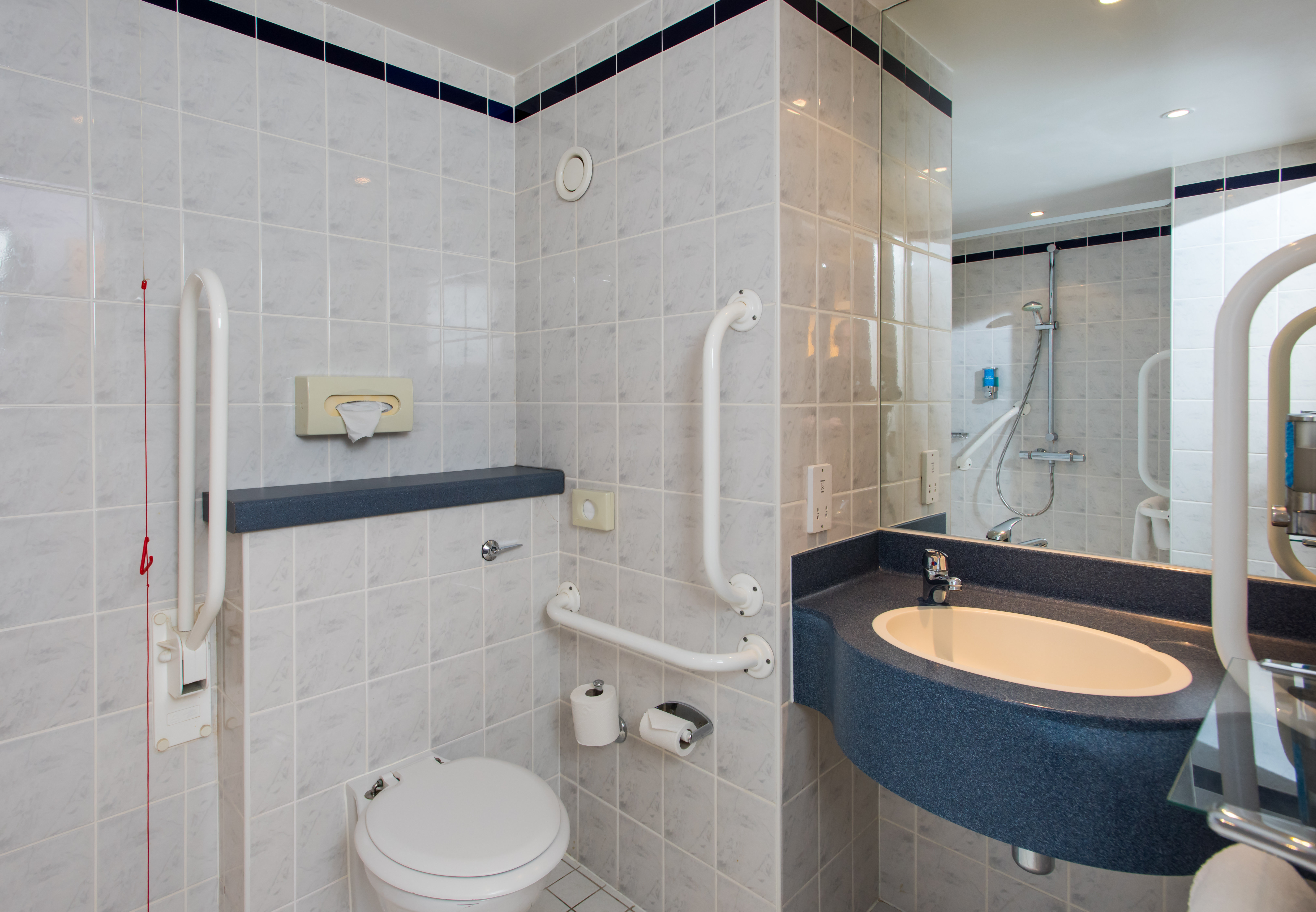 holiday inn express inverness by ihg