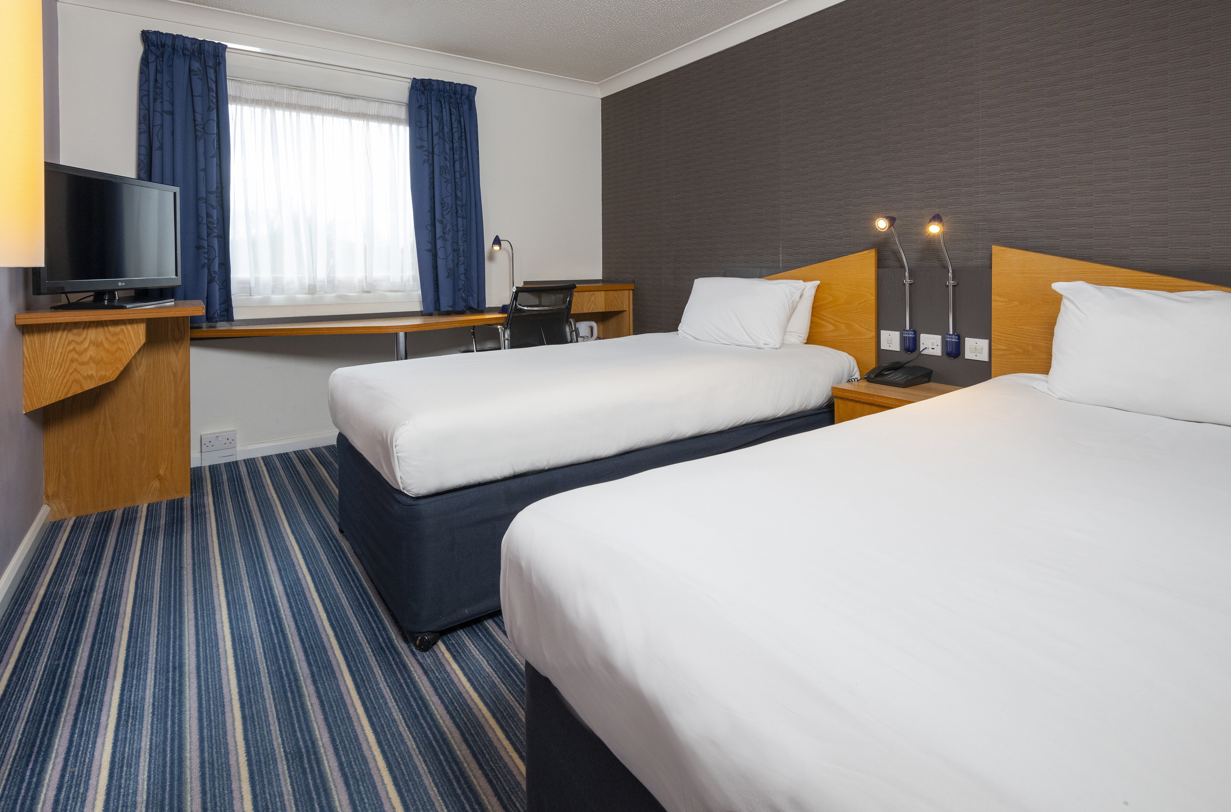 holiday inn express inverness by ihg