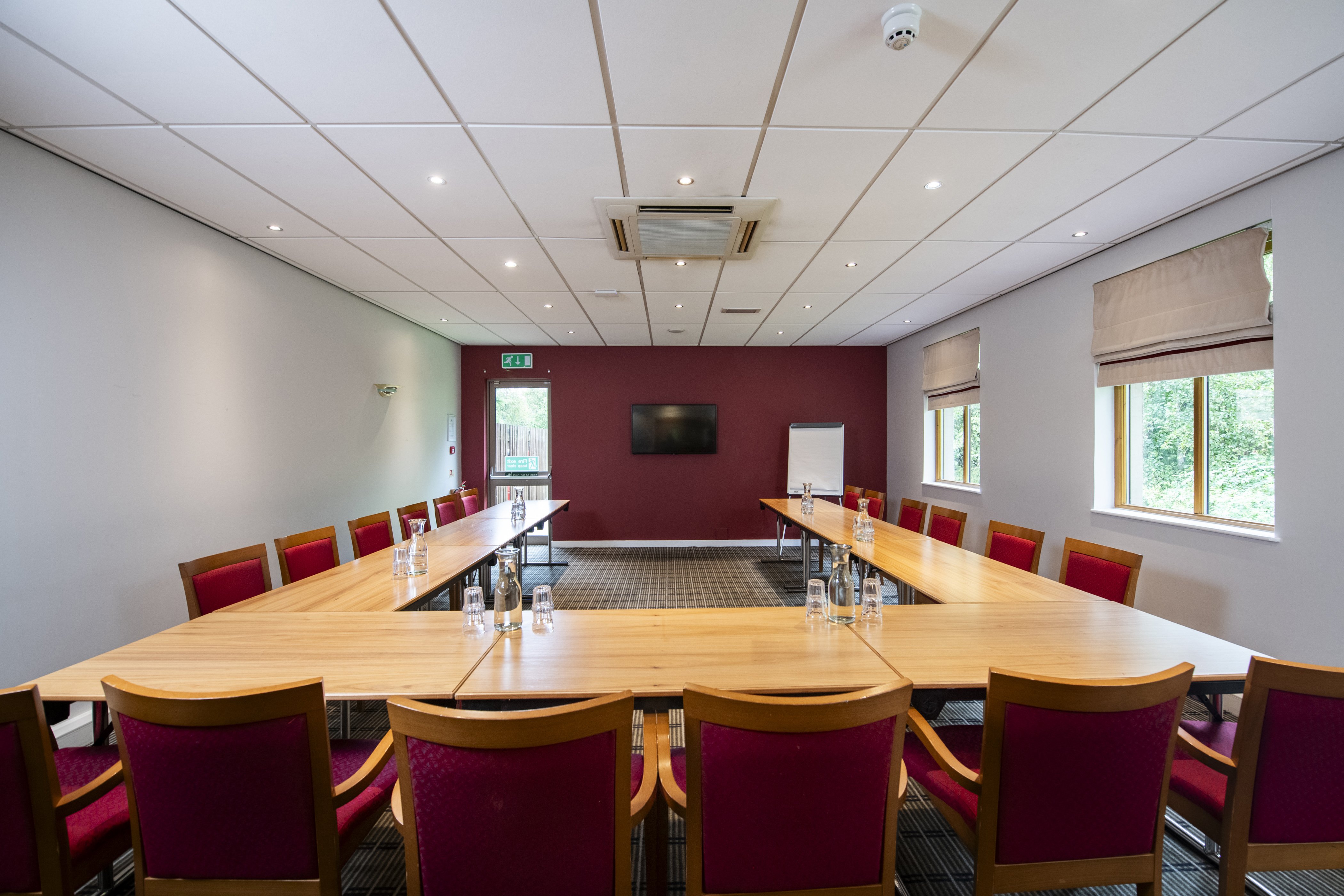 holiday inn express inverness by ihg