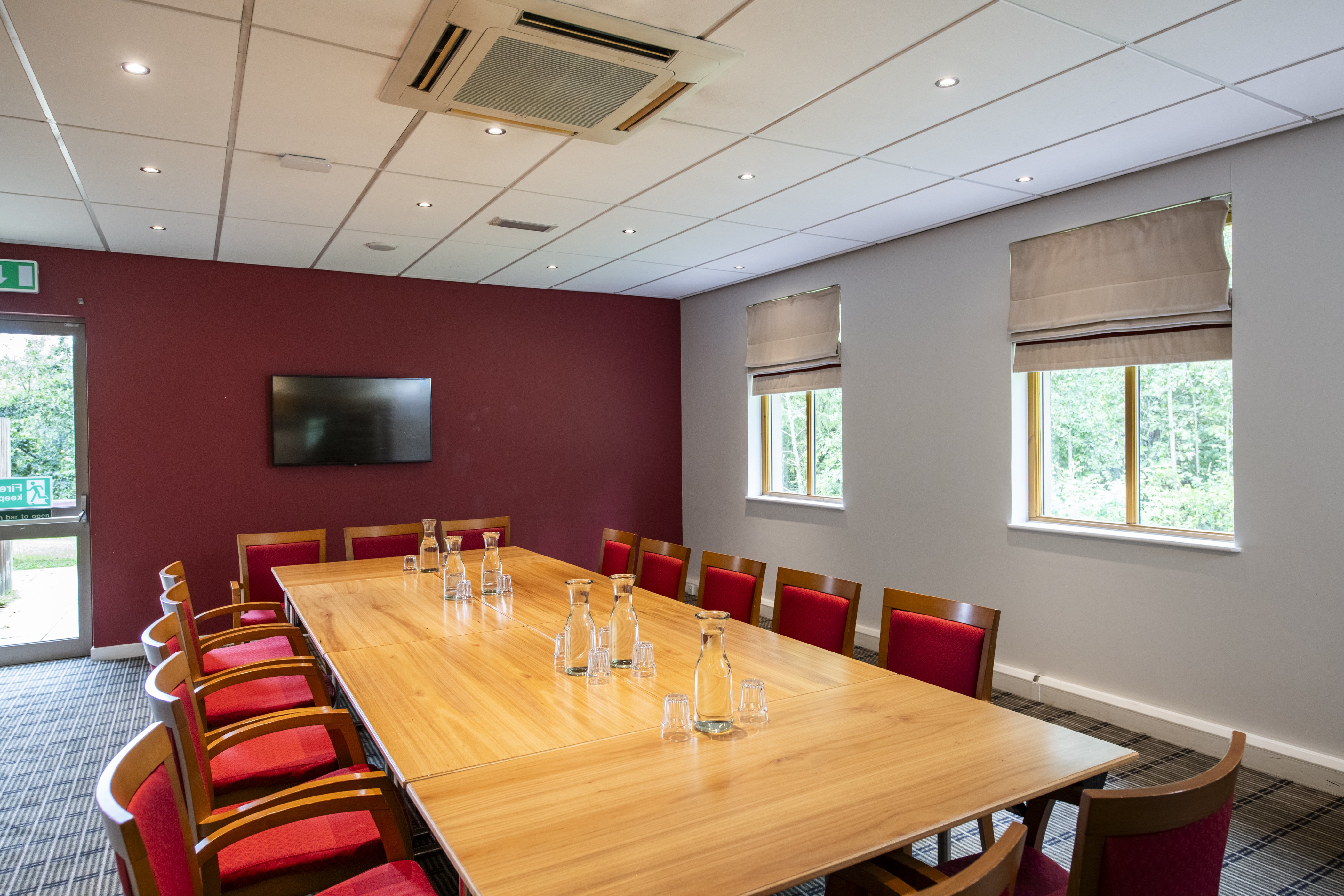 holiday inn express inverness by ihg