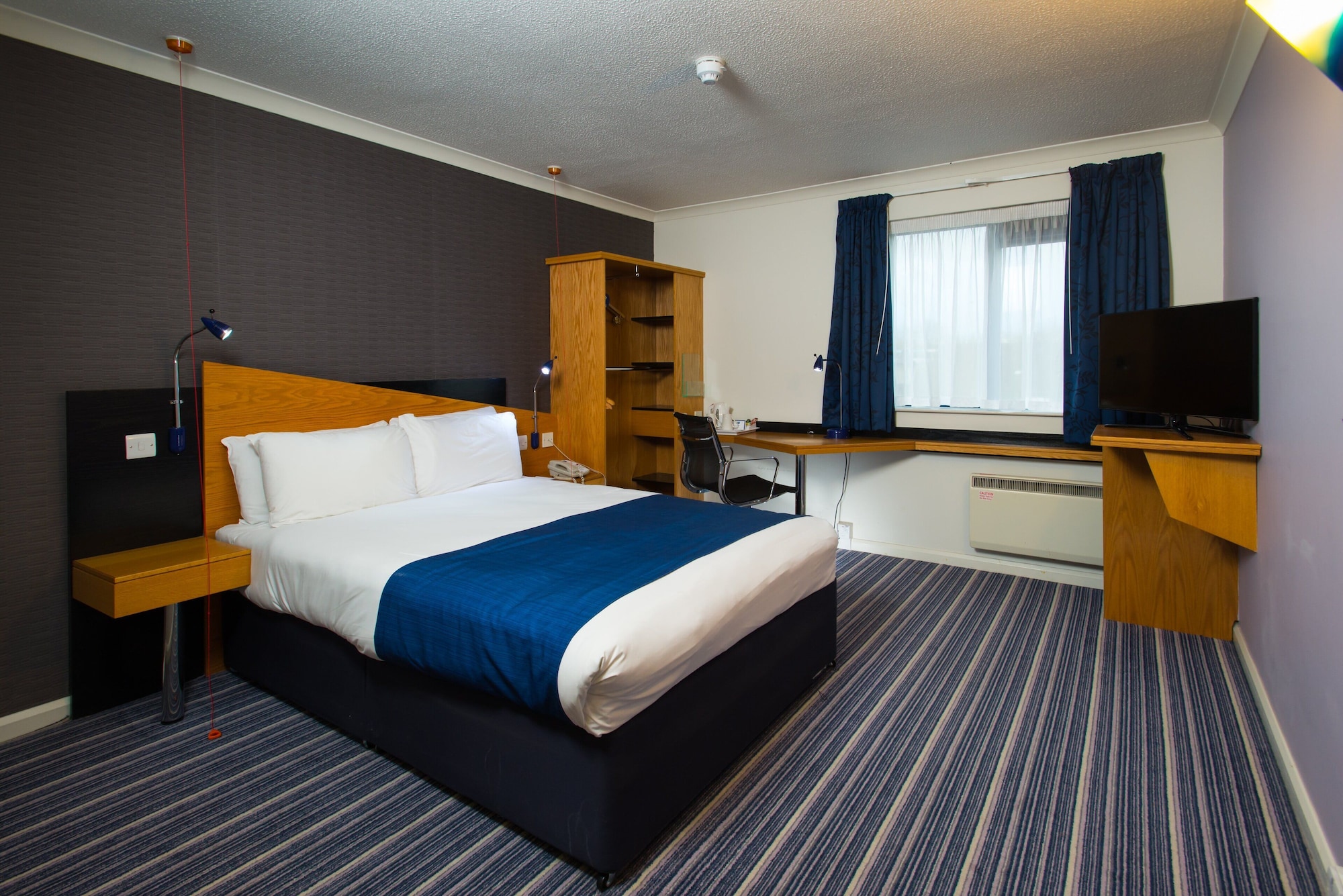holiday inn express inverness by ihg