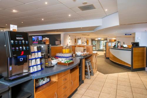 holiday inn express inverness by ihg