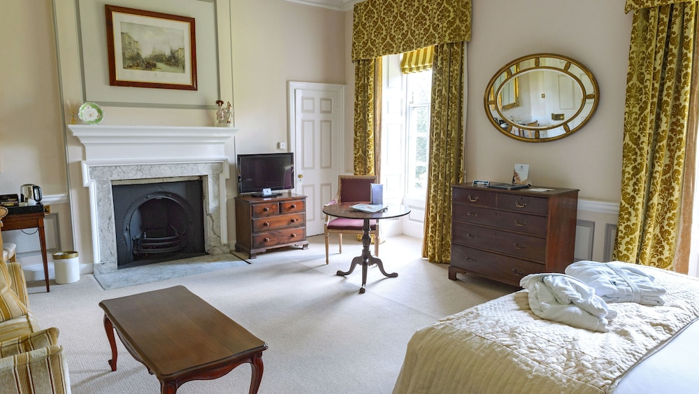 hintlesham hall hotel