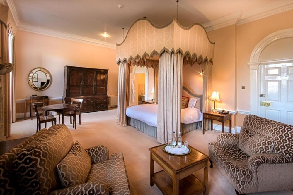hintlesham hall hotel