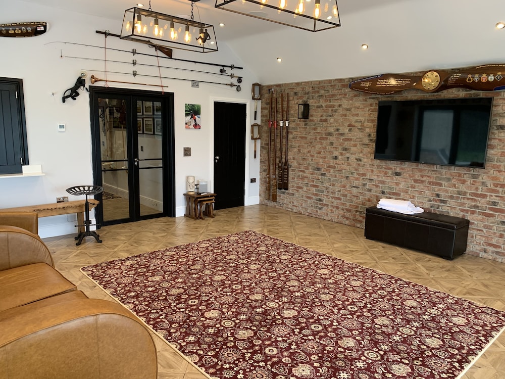 luxury studio cottage at foot of yorkshire wolds