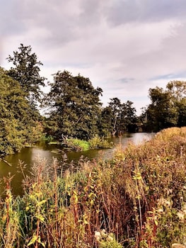 luxury studio cottage at foot of yorkshire wolds
