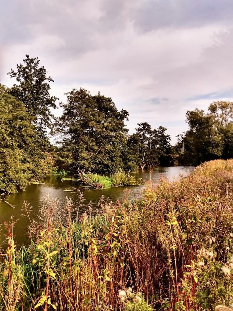 luxury studio cottage at foot of yorkshire wolds