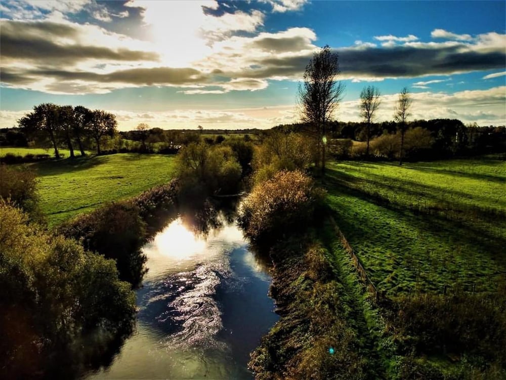 luxury studio cottage at foot of yorkshire wolds