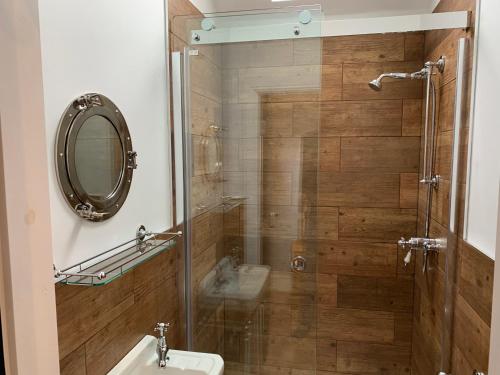 luxury studio cottage at foot of yorkshire wolds