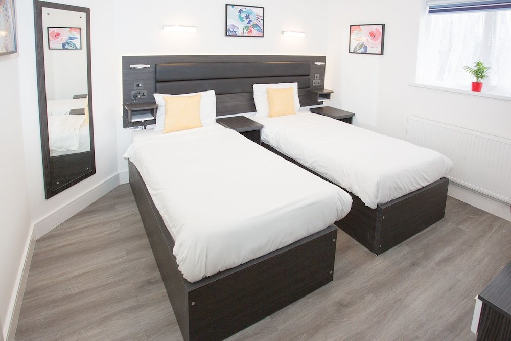 heathrow windsor studios and rooms